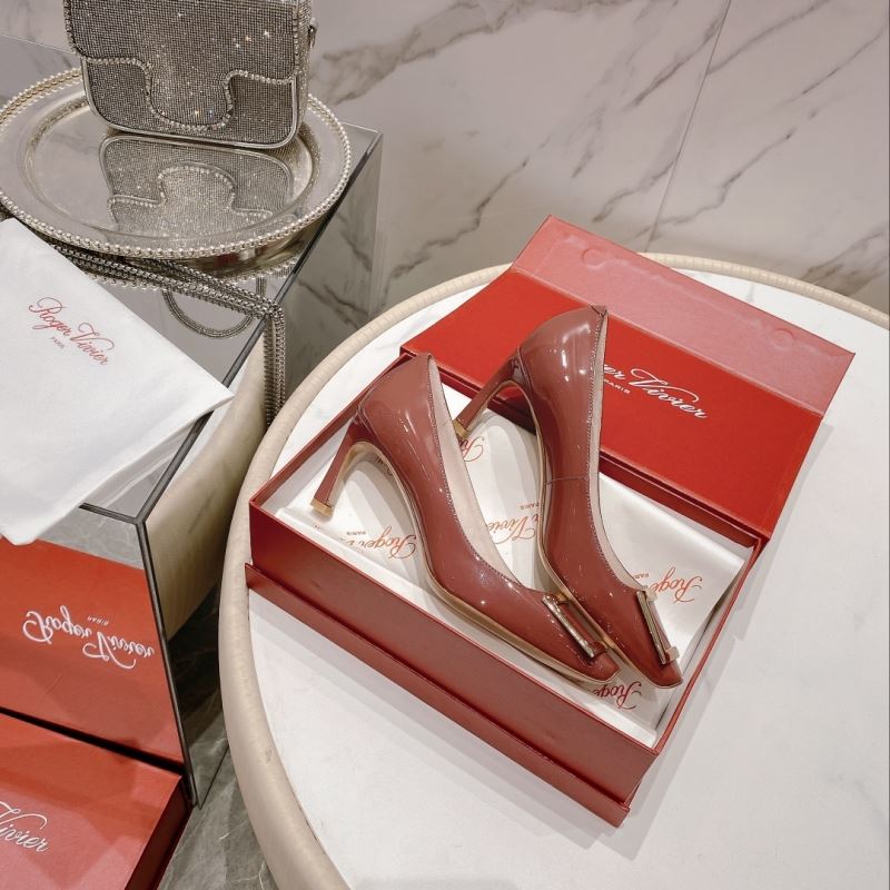 Roger Vivier flat shoes